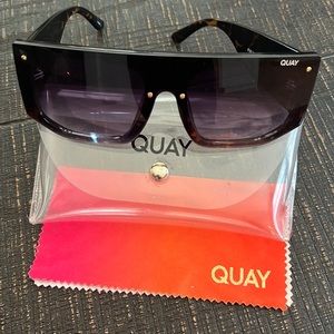 Quay woman sunglasses